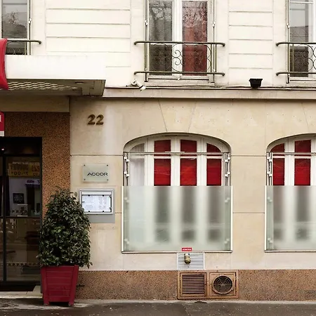Ibis Tour Montparnasse 15eme Hotel Paris