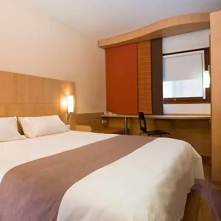 Otel Ibis Tour Montparnasse 15eme Paris
