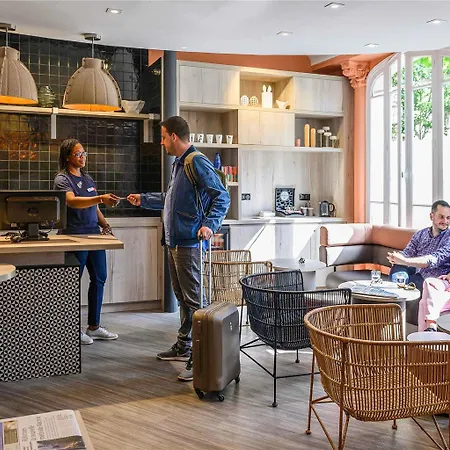 Otel Ibis Tour Montparnasse 15eme Paris