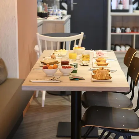 Hotel Ibis Tour Montparnasse 15eme