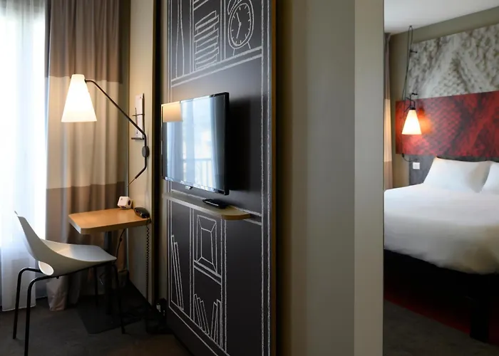 Ibis Tour Montparnasse 15eme Hotel Parigi