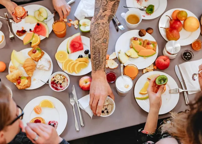 Ibis Tour Montparnasse 15eme Hotel 3*