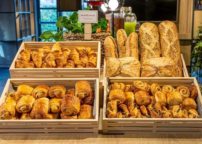 Hotel Ibis Tour Montparnasse 15eme Parigi