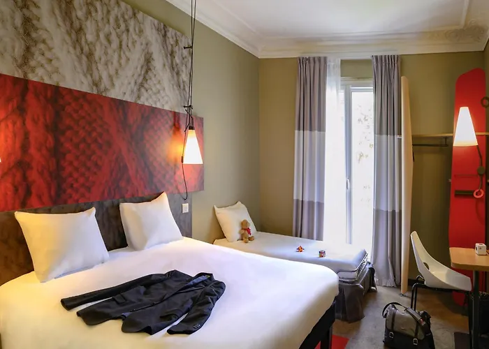 Hotel Ibis Tour Montparnasse 15eme Parigi