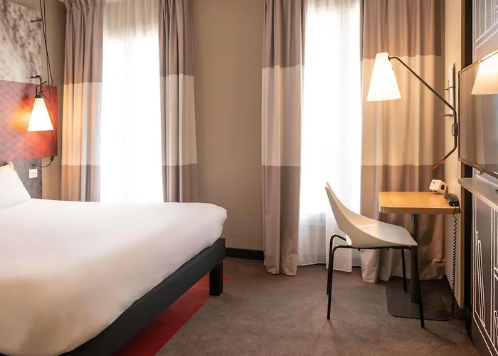 Hotel Ibis Tour Montparnasse 15eme