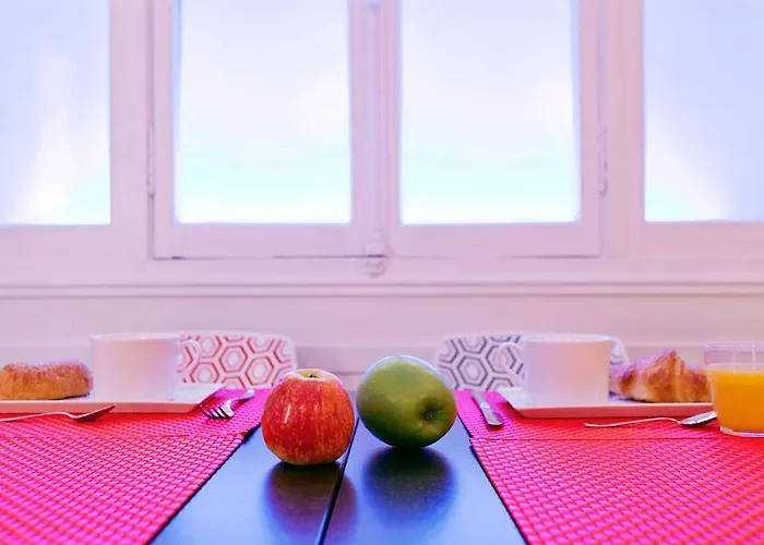 Ibis Tour Montparnasse 15eme Parigi